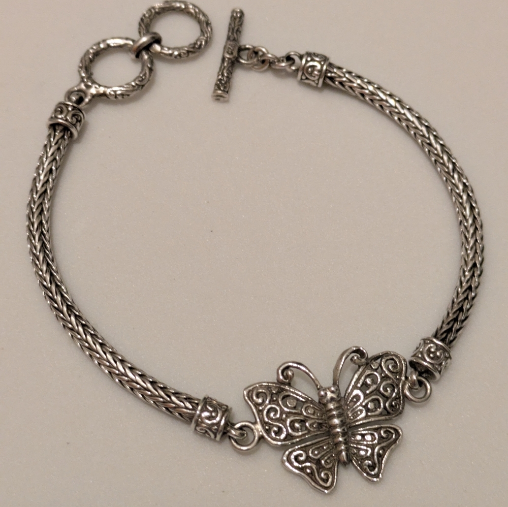 Elegant 8" Sterling Silver Butterfly Bracelet w/Toggle Clasp